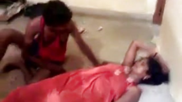 सबसे अच्छा अश्लील कोई पंजीकरण बड़े डिक के लिए भारतीय काले बाल वाली Henessy