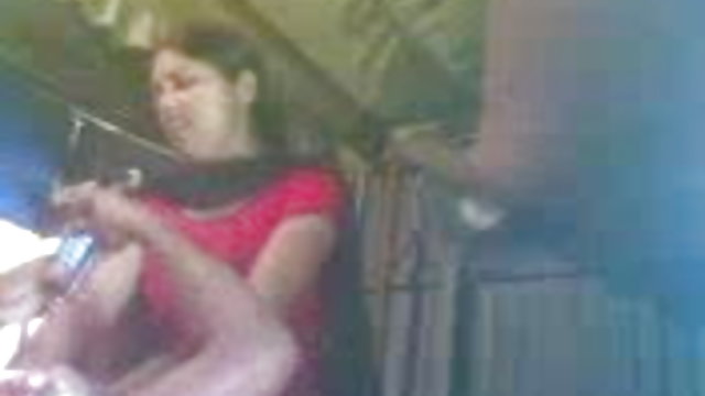 सबसे अच्छा अश्लील कोई पंजीकरण भारतीय शिक्षक Fucks दो पुरुष छात्रों