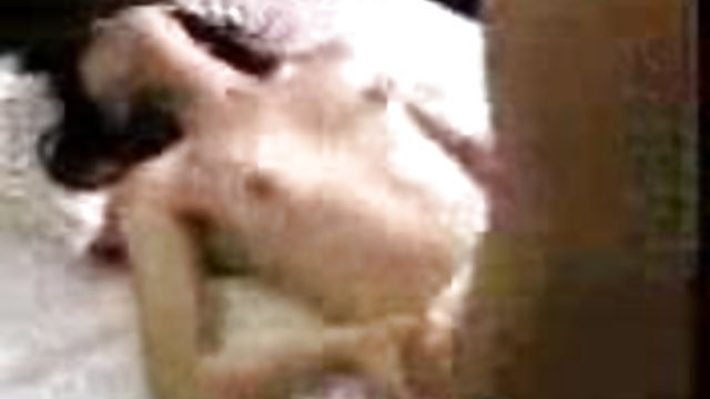 सबसे अच्छा अश्लील कोई पंजीकरण पतला भारतीय बेब स्ट्रिप्स और fucks में एक देखने का तरीका दृश्य