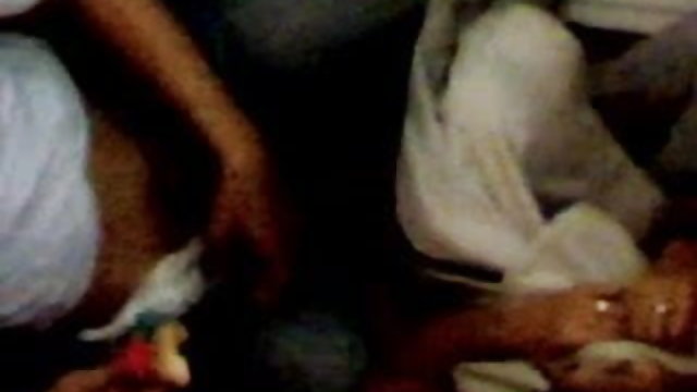 सबसे अच्छा अश्लील कोई पंजीकरण Busty भारतीय एला चाहता है उसके विशाल हूटर गूंथा द्वारा उसके बॉस