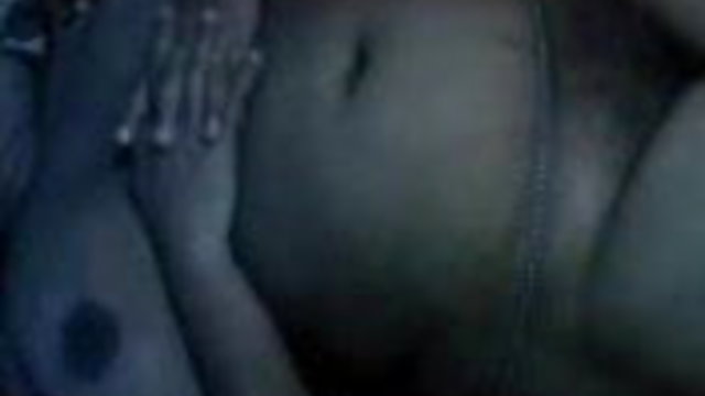 सबसे अच्छा अश्लील कोई पंजीकरण Kinky भारतीय बेब नाटकों के साथ खुद