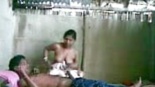 सबसे अच्छा अश्लील कोई पंजीकरण भारतीय किशोरी कमबख्त पर एक मुलायम सोफे