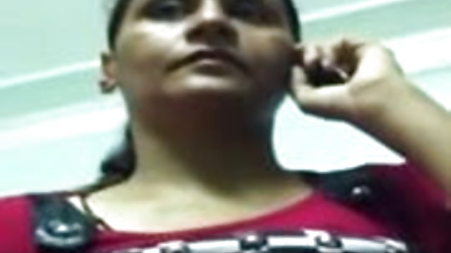 सबसे अच्छा अश्लील कोई पंजीकरण सुंदर भारतीय अश्लील स्टार teases के साथ उसके आश्चर्यजनक शरीर